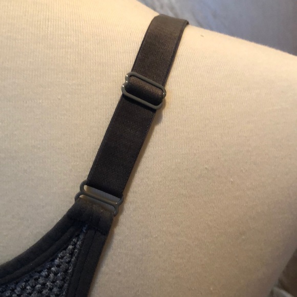 Motion Control Sports Athletic Adjustable Grey Bra - Picture 6 of 8